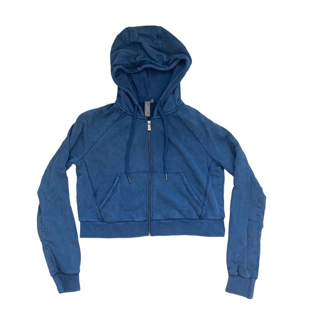 Sweaty Betty Dusty Blue Cropped Zip Up Sweatshirt. Size Small.